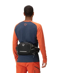 Ryggsekk|Ryggsekk-Norrøna Fjørå Econyl195 6L Hip Pack Caviar Black